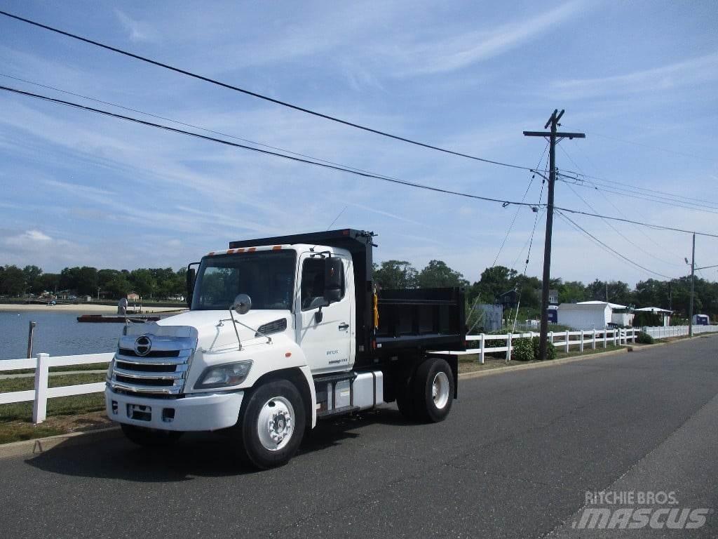Hino 338 Tippbil