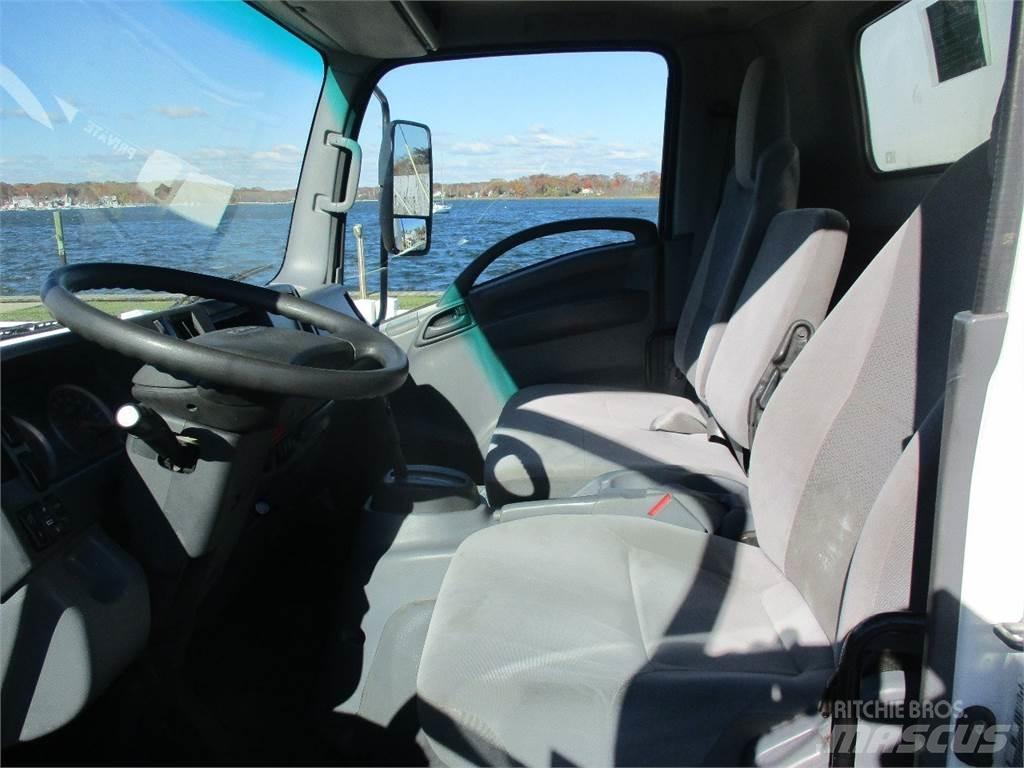 Isuzu NQR Skapbiler