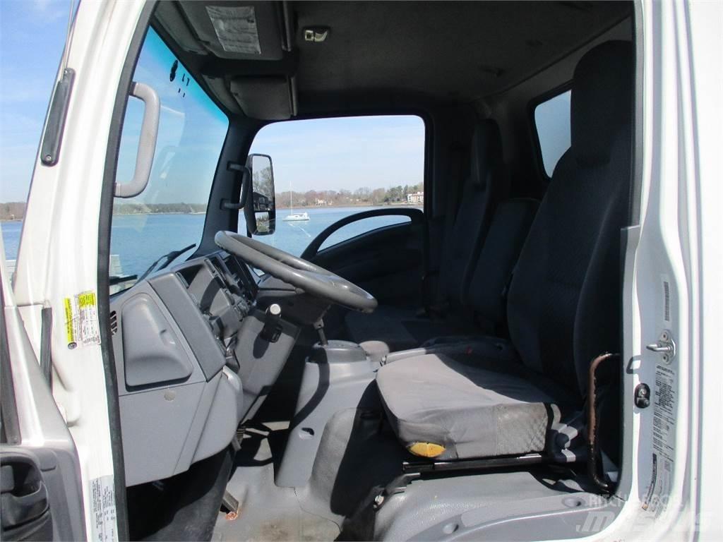 Isuzu NRR Skapbiler