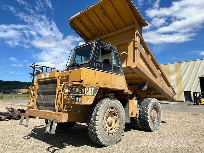 CAT 771D Tipptrucker