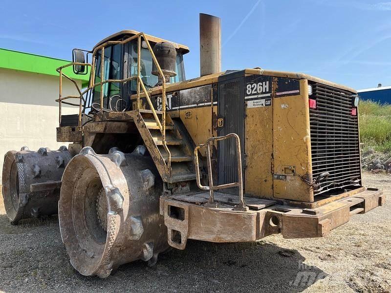 CAT 826H Avfallspresser