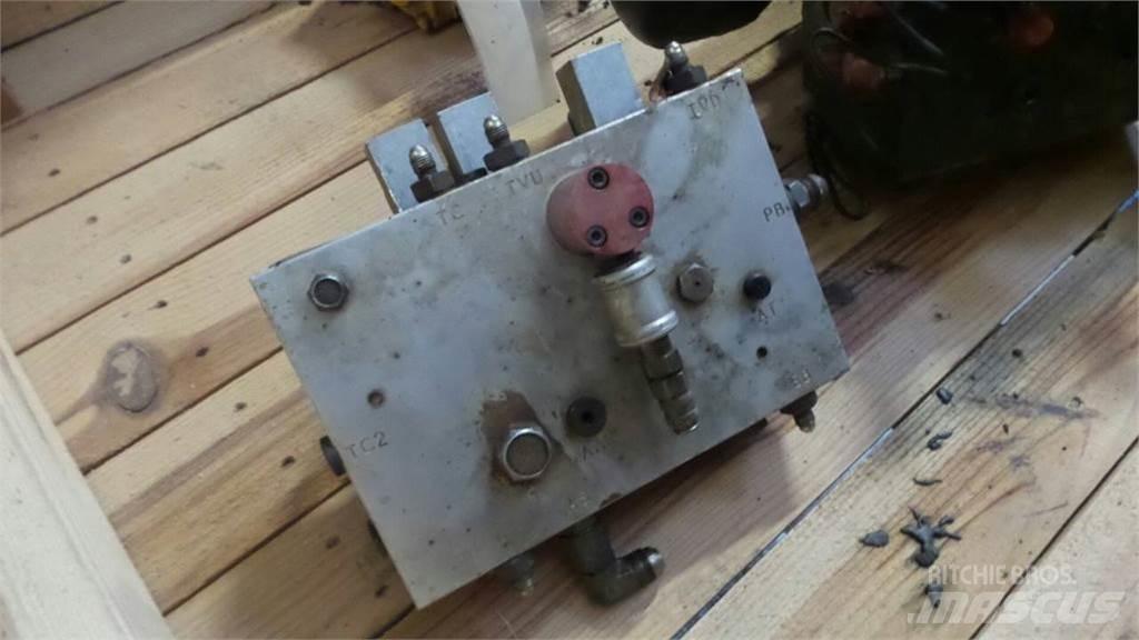 Bell B30D Førerhus og Interiør