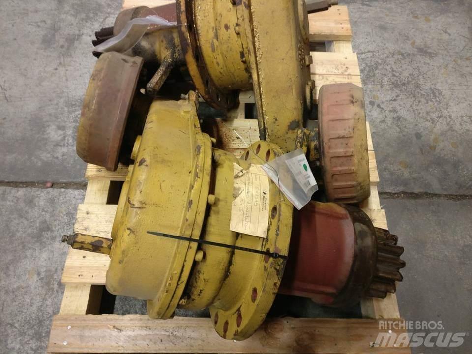 CAT 213 Girkasse