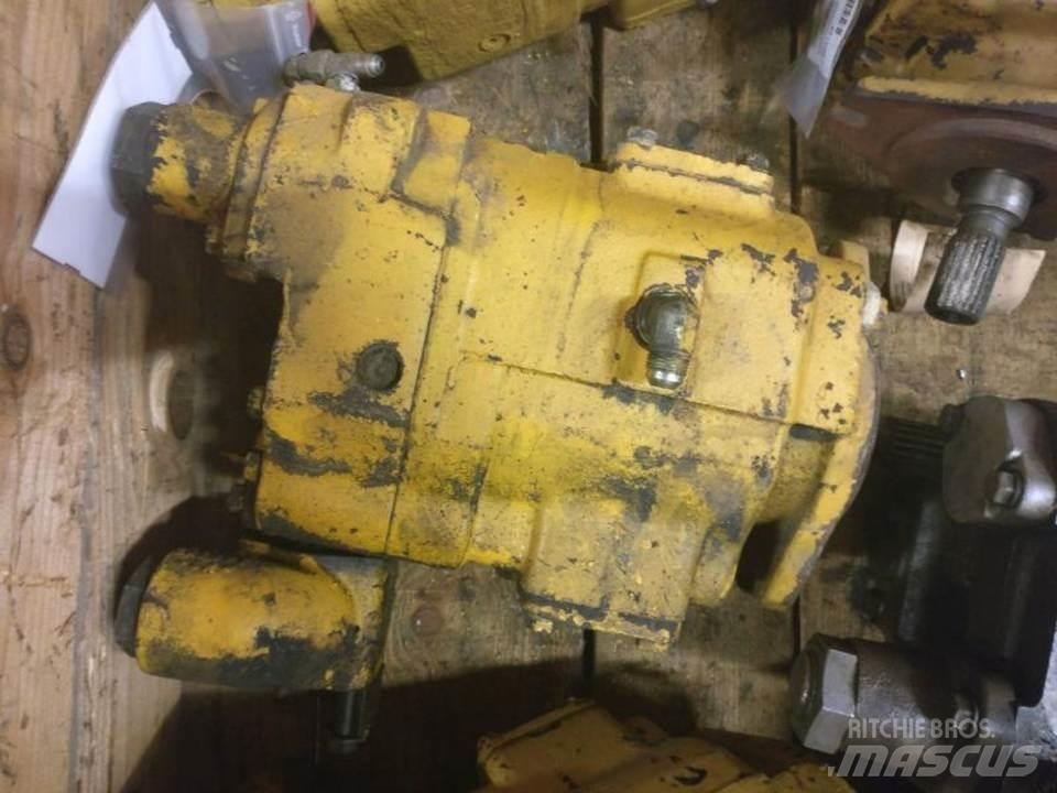 CAT 215 Hydraulikk