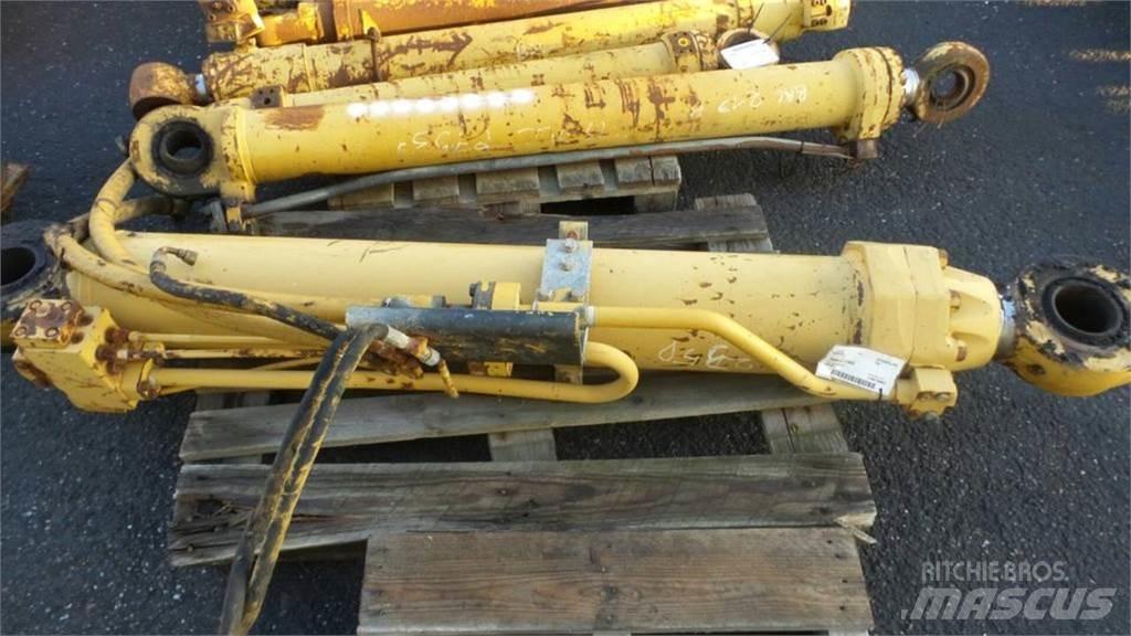 CAT 235 Hydraulikk