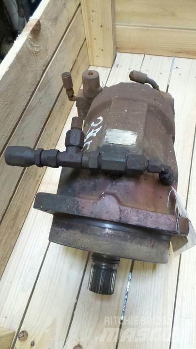 CAT 235D Hydraulikk