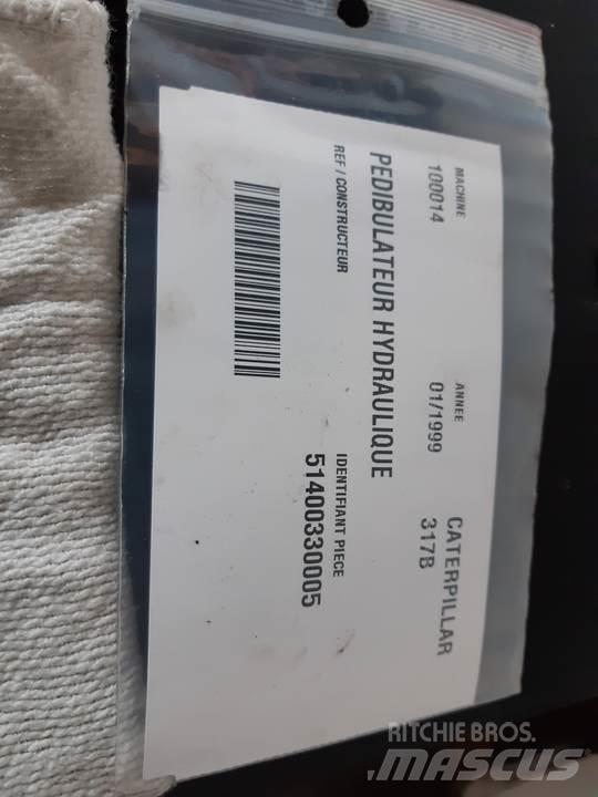 CAT 317B Førerhus og Interiør