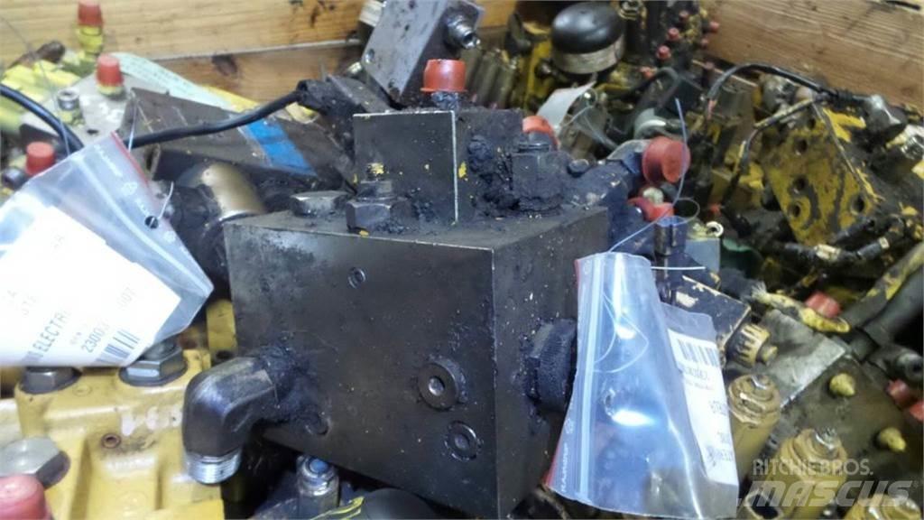 CAT 318C Hydraulikk