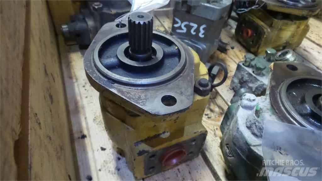 CAT 320B Hydraulikk