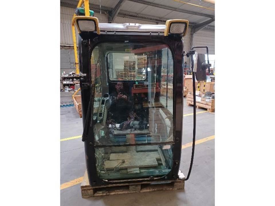 CAT 320DL Førerhus og Interiør