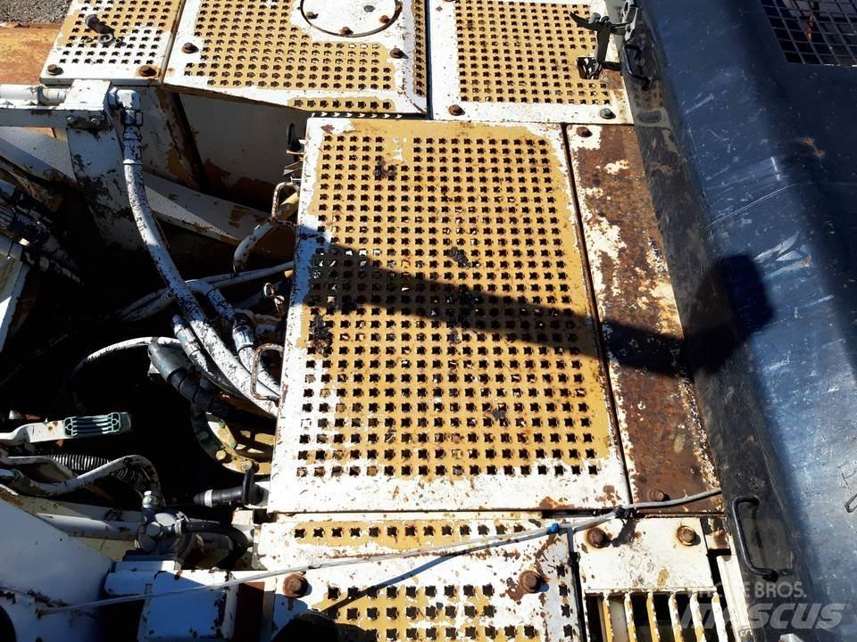 CAT 325LN Førerhus og Interiør