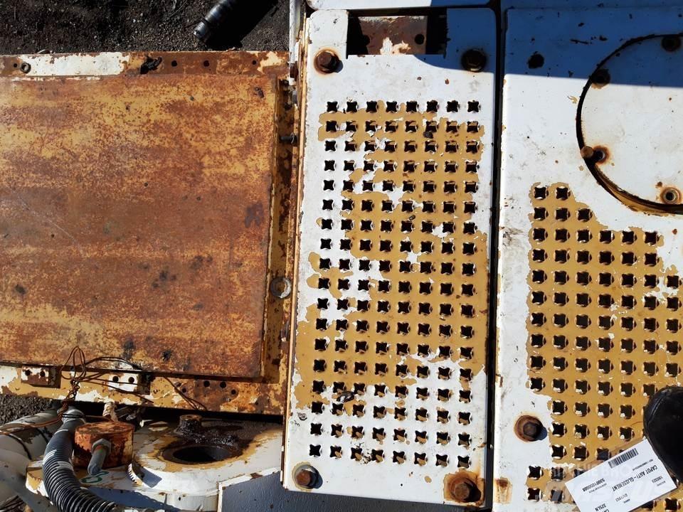 CAT 325LN Førerhus og Interiør