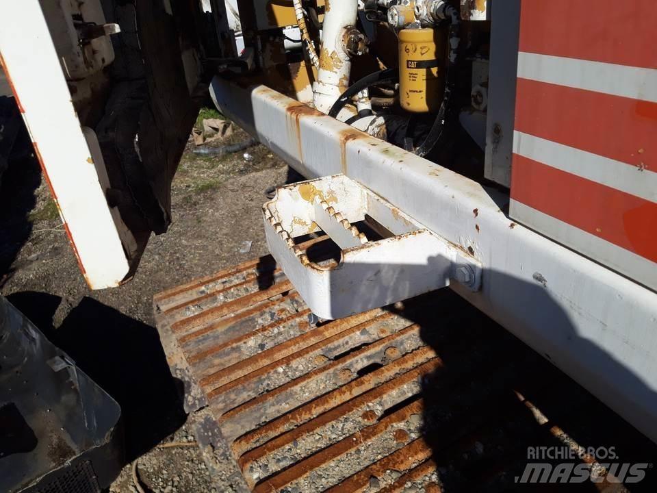 CAT 325LN Førerhus og Interiør