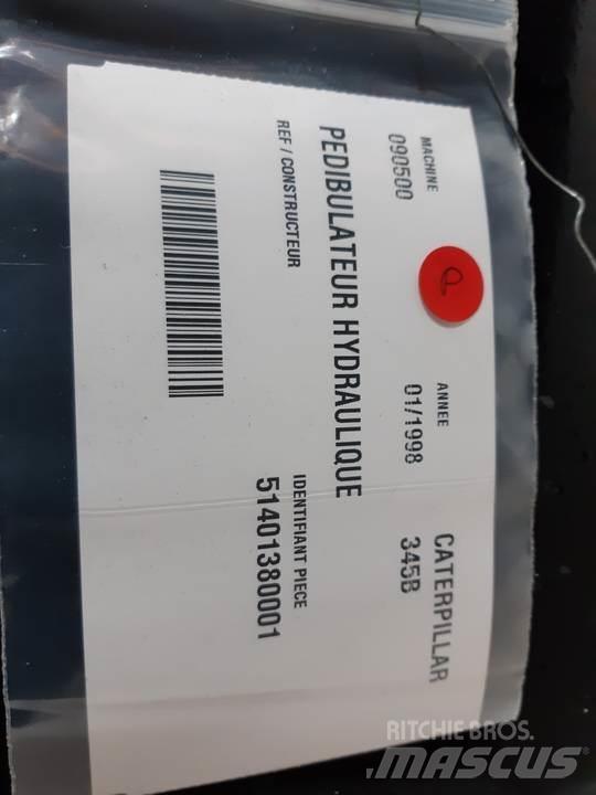 CAT 345B Førerhus og Interiør