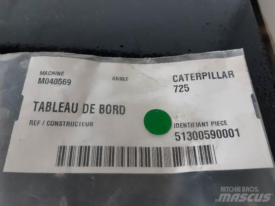 CAT 725 Førerhus og Interiør