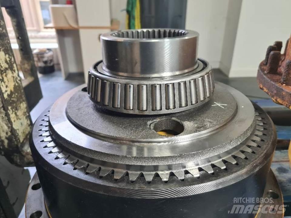 CAT 735 Girkasse