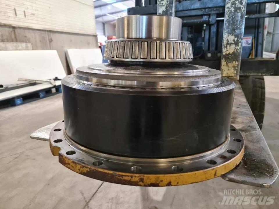CAT 735 Girkasse
