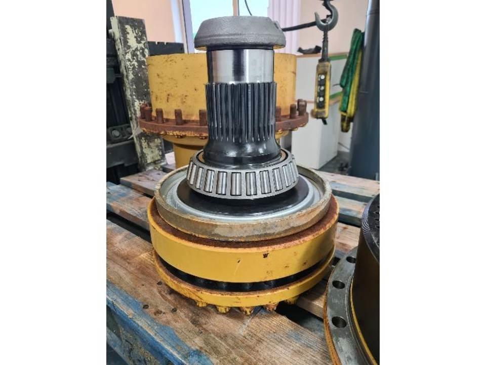 CAT 735 Girkasse