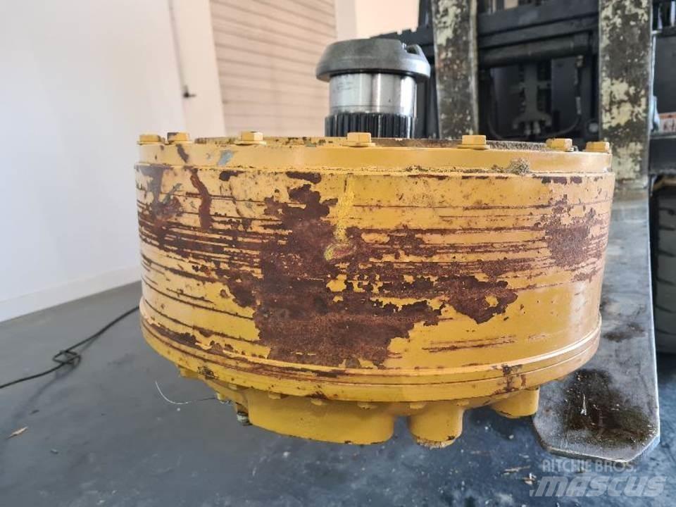 CAT 735 Girkasse