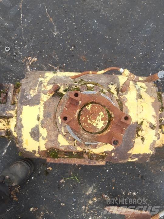 CAT 928F Girkasse