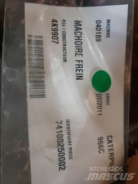 CAT 966C Belter, kjettinger og understell