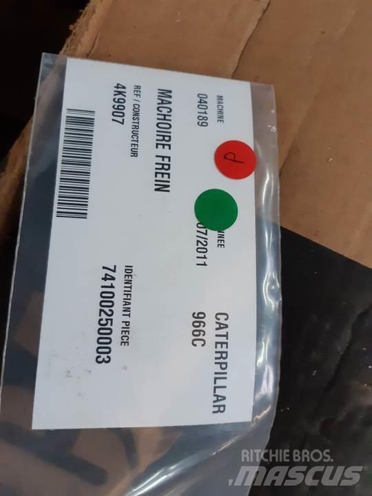 CAT 966C Belter, kjettinger og understell