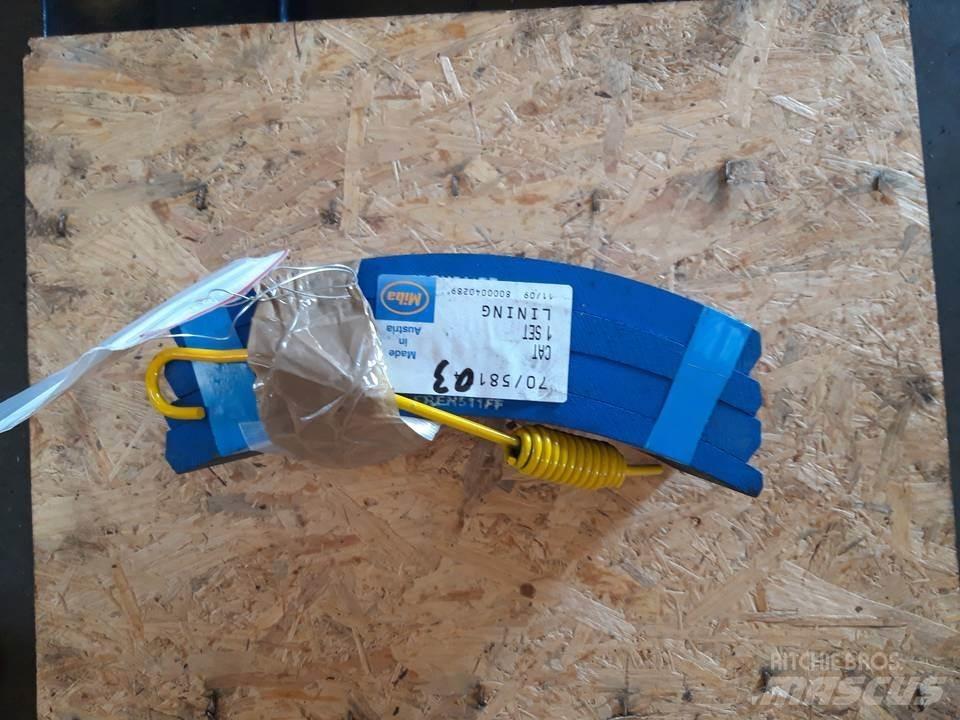 CAT 966D Belter, kjettinger og understell