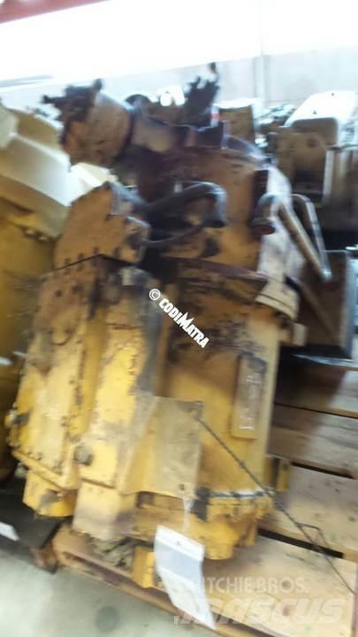 CAT D300B Girkasse