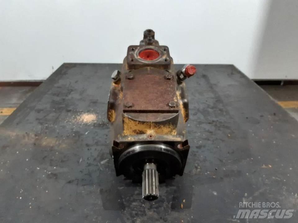 CAT D5H Hydraulikk