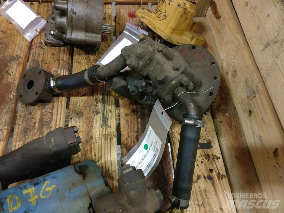 CAT D7E Hydraulikk