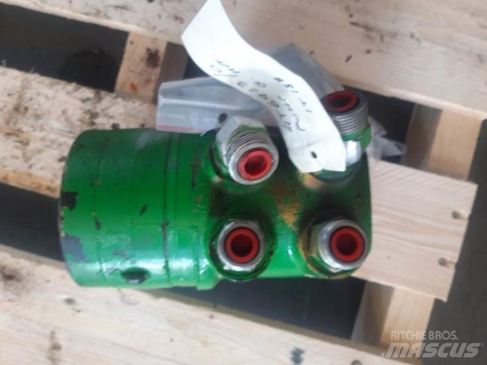 CAT IT18B Hydraulikk