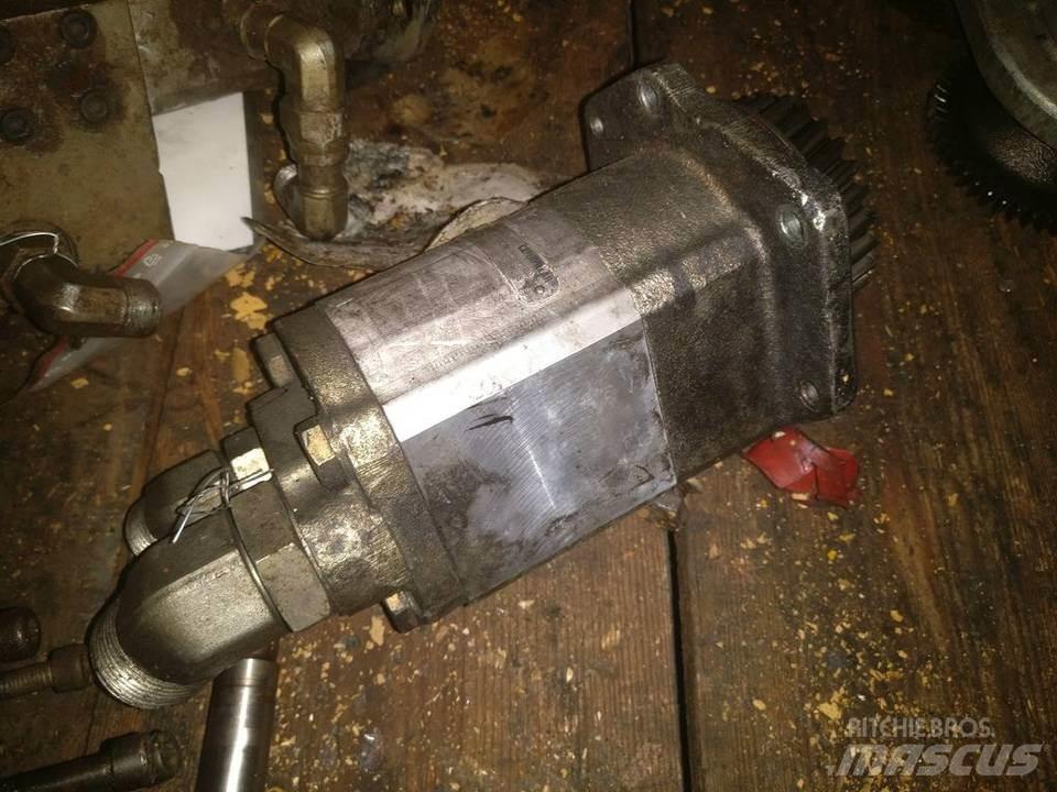 CAT M312 Hydraulikk