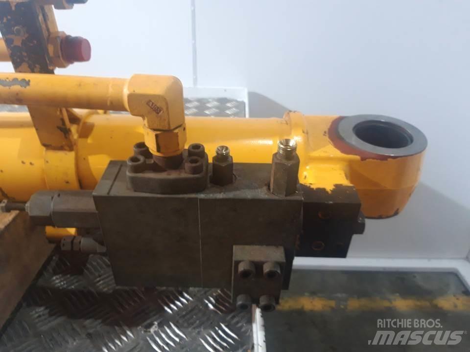 JCB JS160 Hydraulikk