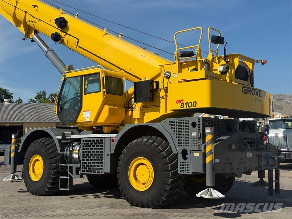 Grove GRT8100 Røff terreng kraner