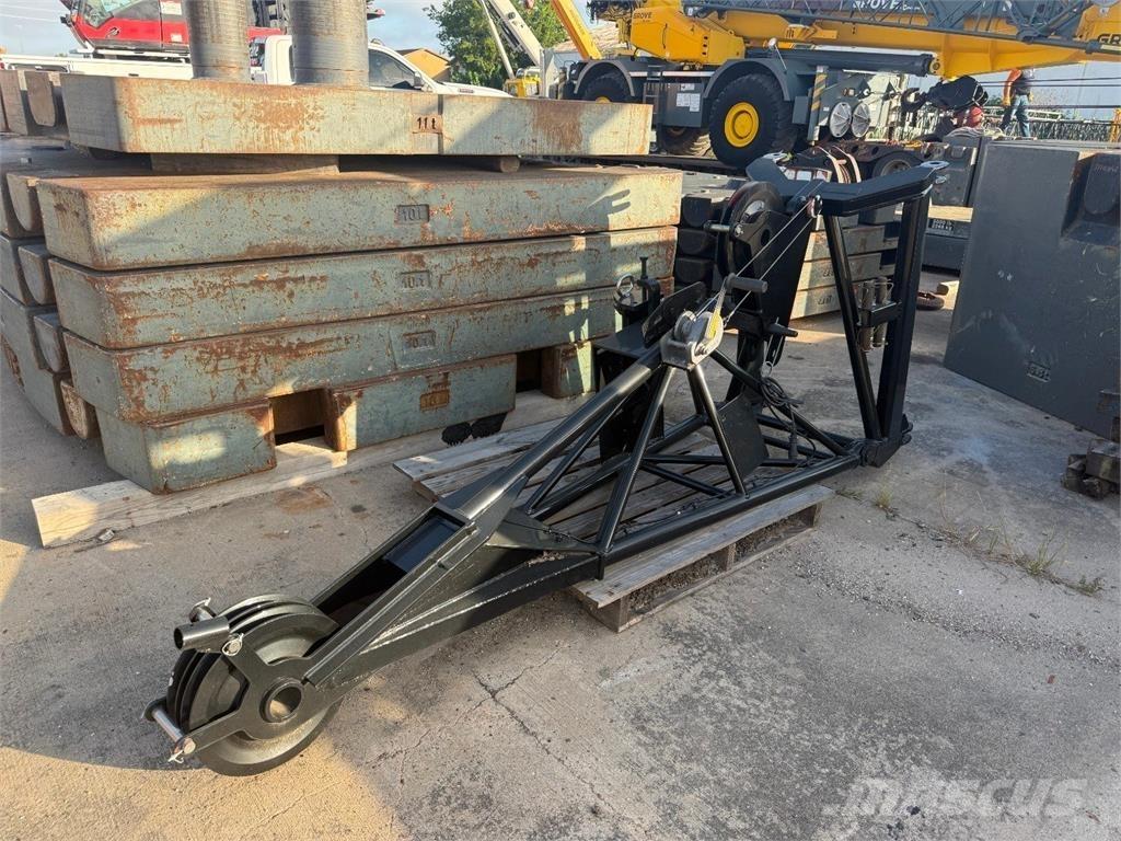 Liebherr  Bommer og stikker