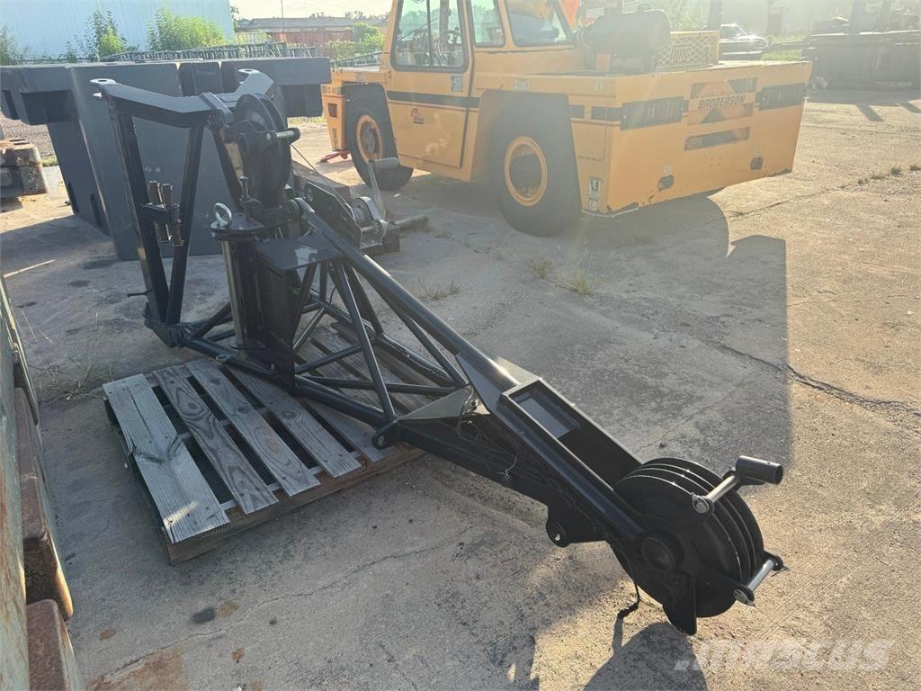 Liebherr  Bommer og stikker
