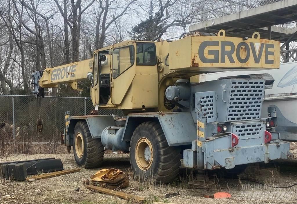 Grove RT525C Røff terreng kraner