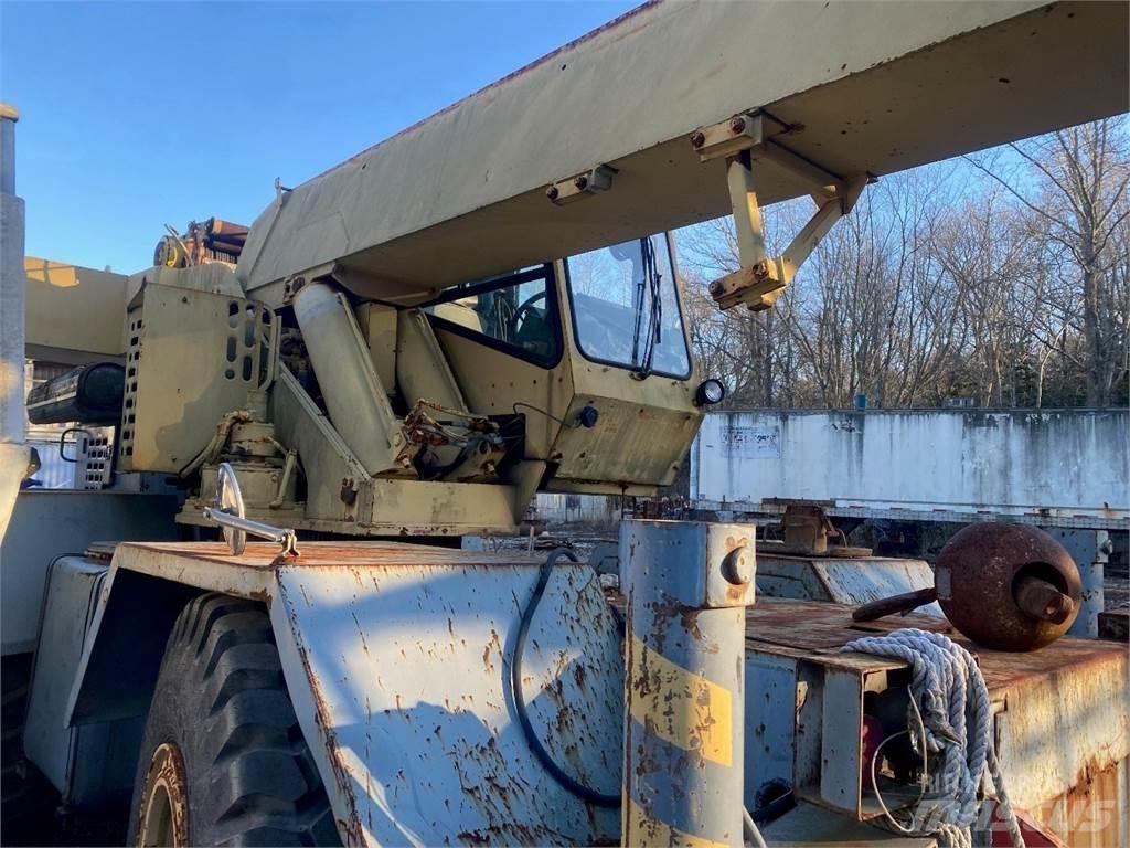 Grove RT525C Røff terreng kraner