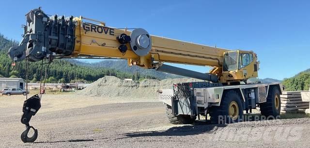 Grove RT9130E Røff terreng kraner