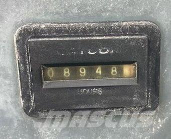 Grove RT9130E-2 Røff terreng kraner