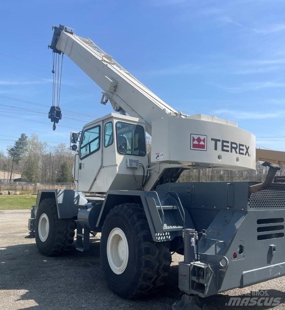 Terex RT 335 Røff terreng kraner