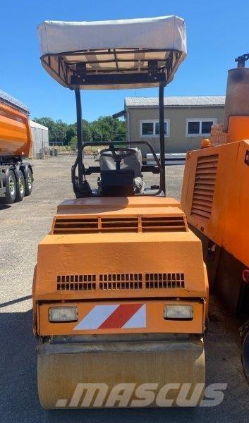 Bomag BW 100 AD-3 Anlegg - Annet