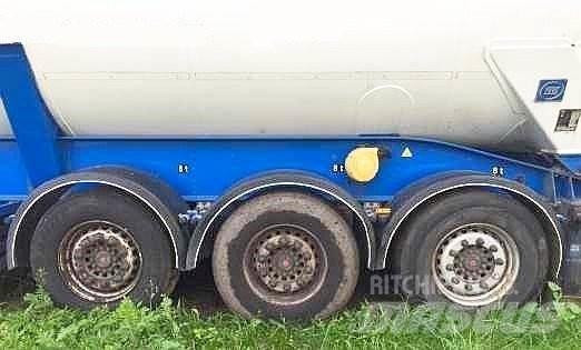  _JINÉ (CZ) ZVVZ NSG 42 Tankbiler