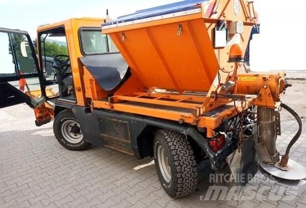 Ladog G 129 +Kobit Sand- og saltspredere