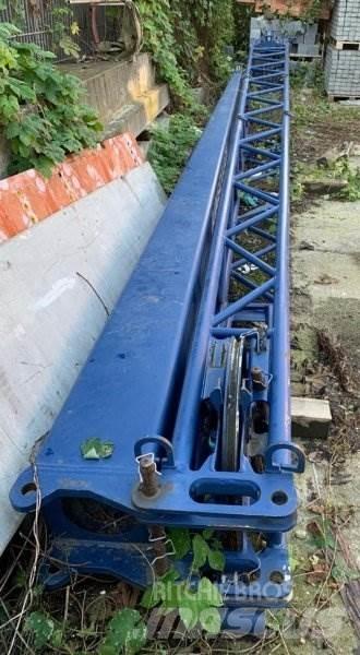 Liebherr 1030 Kranbil