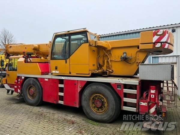 Liebherr 1030-2.1 Kranbil