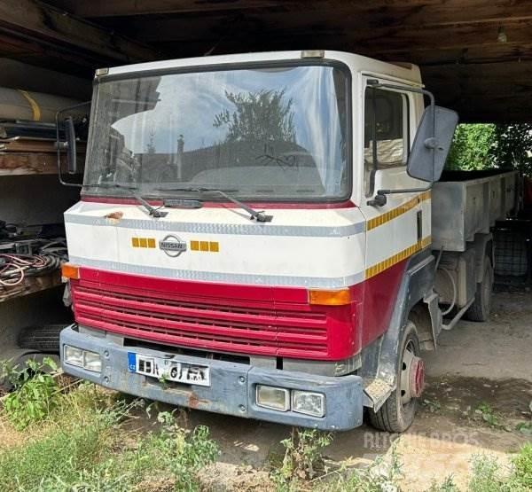 Nissan L351 Krokbil