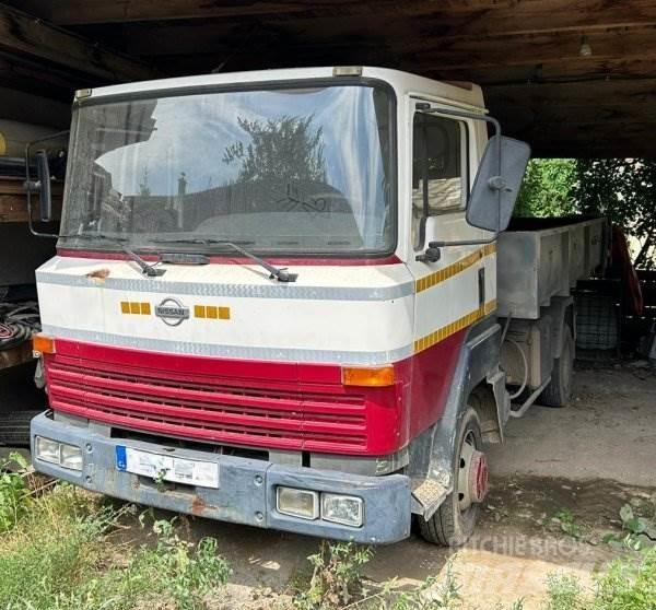 Nissan L351 Krokbil