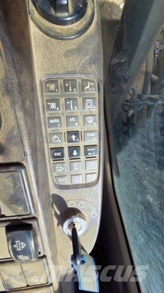 Volvo EW 140 D Hjulgravere