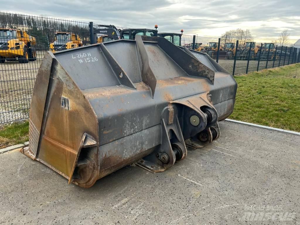 Volvo L 260 H Hjullastere